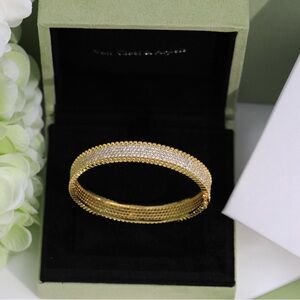 Van Cleef & Arpels Four-Leaf Clover Beaded Diamond Bracelet
